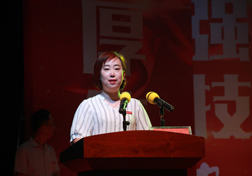 教师代表发言