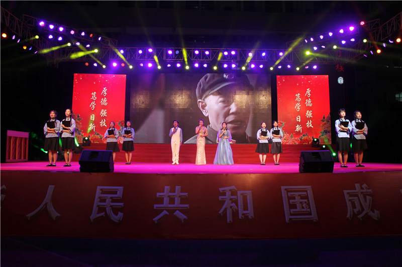 朗诵《青春中国》